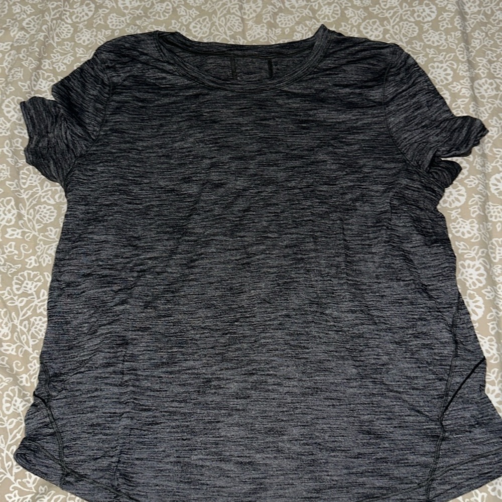 Lulu tshirt